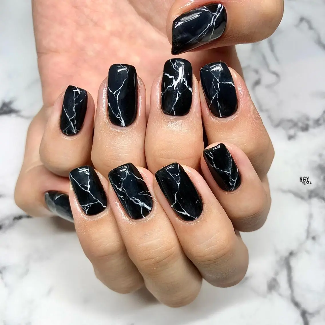 ネイル アートネイル 大理石ネイル(マーブル) ハンドネイル NAIL NOWのネイルデザイン