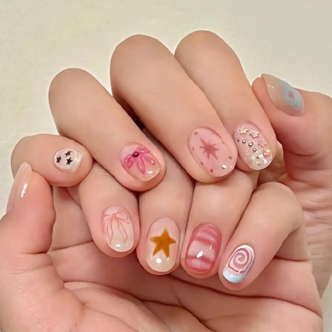 ネイル ハンドネイル ハンドケア MonAmie NailSalonのネイルデザイン