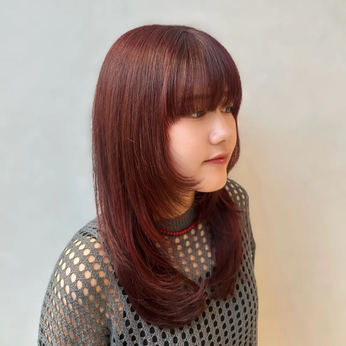 セミロング ヘアカラー YUI 🎀 艶髪 / 透明感のヘアスタイル