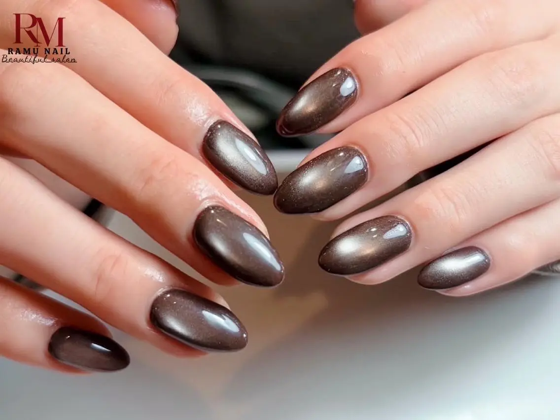 ネイル キラキラネイル マグネットネイル ミラーネイル ピンク ワンホンネイル ハンドネイル RAMU Nail 恵比寿店のネイルデザイン