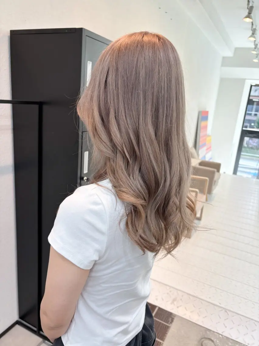 ロング カラー ベージュカラー ブリーチ ブラウンカラー ケアブリーチ ヘーゼル ブリーチ/ハイトーン ⚗️HARUKAのヘアスタイル