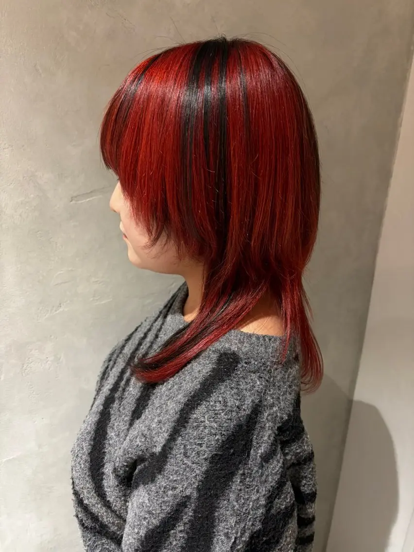 ミディアム 🧸秋田 百菜🧸のヘアスタイル
