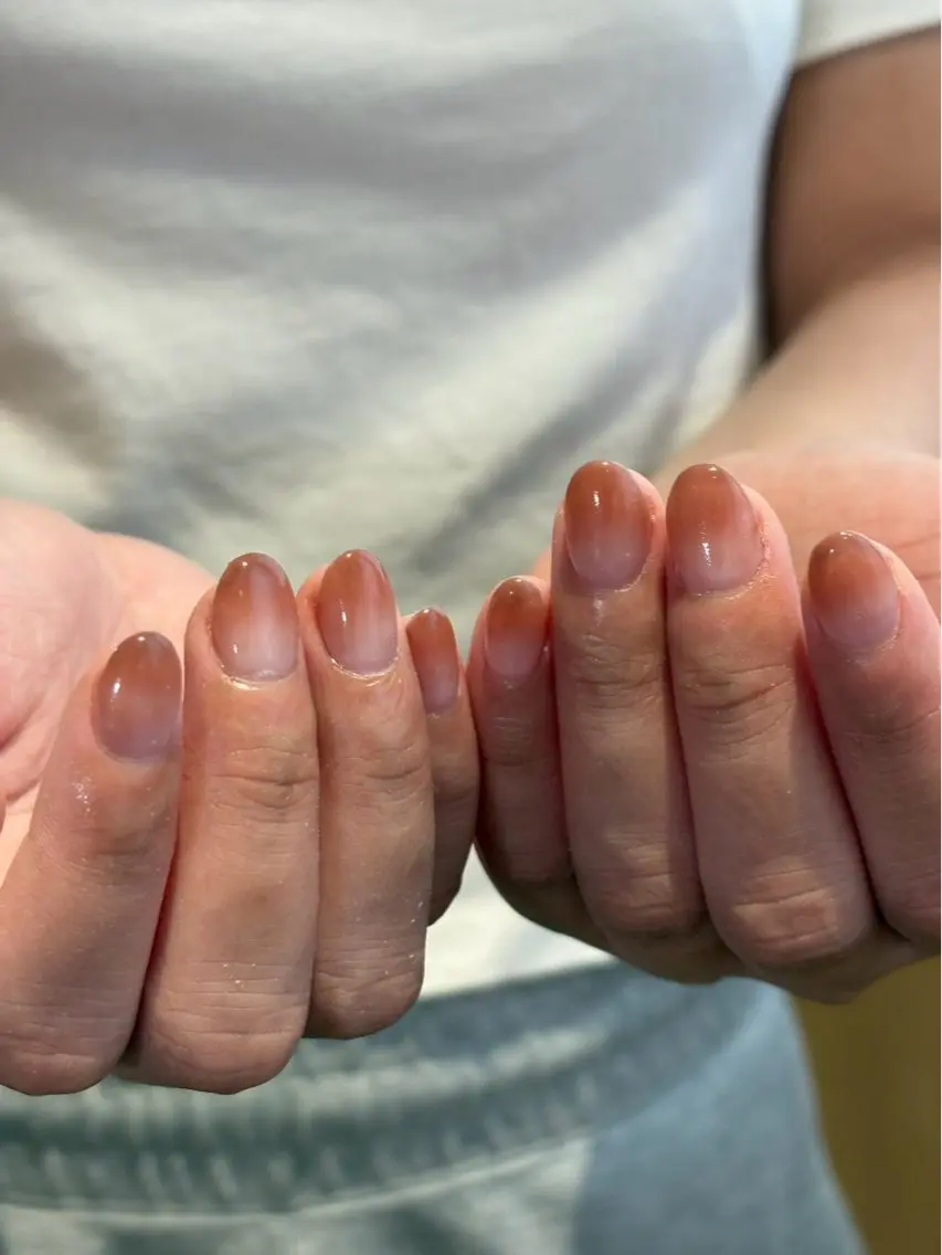 ネイル グラデーション ニュアンスネイル オフィスネイル シンプルネイル ハンドネイル Nail Salon Luanaのネイルデザイン