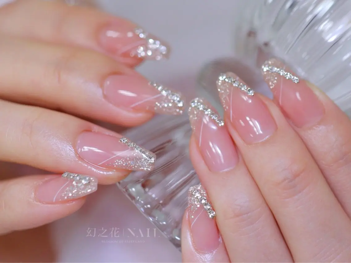 ネイル フレンチネイル ハンドネイル 幻之花 Nailのネイルデザイン