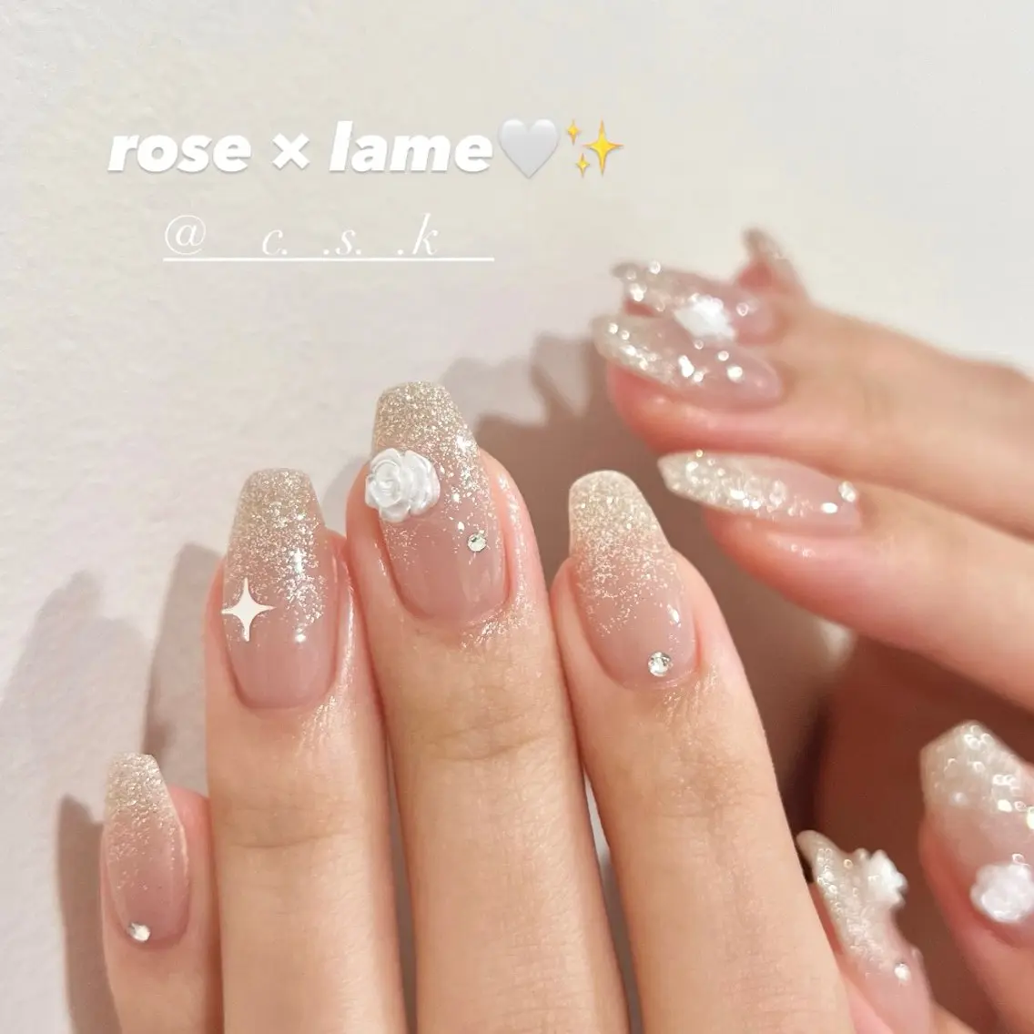 ネイル キラキラネイル 🎀チーク/ちゅるん 🫧chisa🎀のネイルデザイン