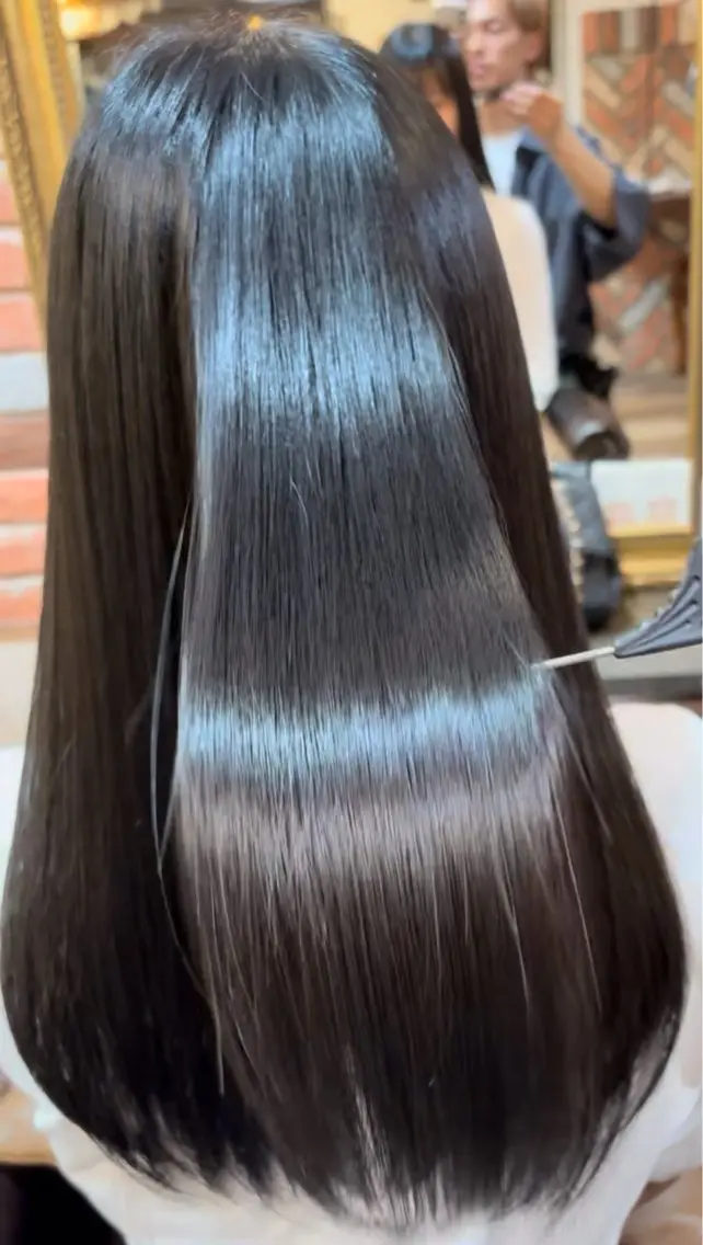 ロング 縮毛矯正 濱岸 蓮央のヘアスタイル