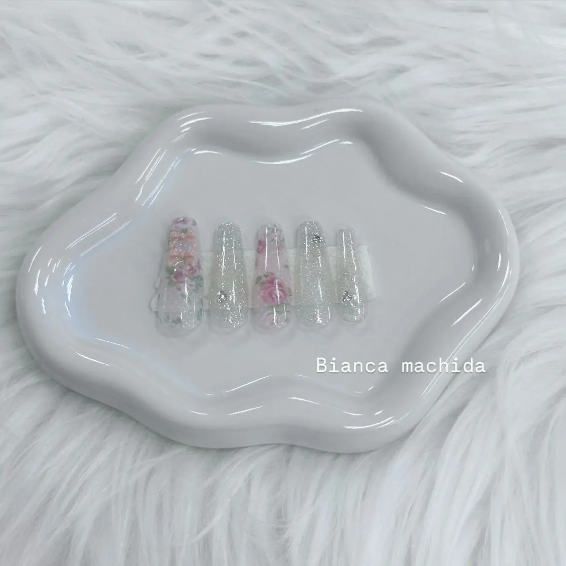 ネイル ハンドネイル BIANCA 🖤 NISHIMURAのネイルデザイン