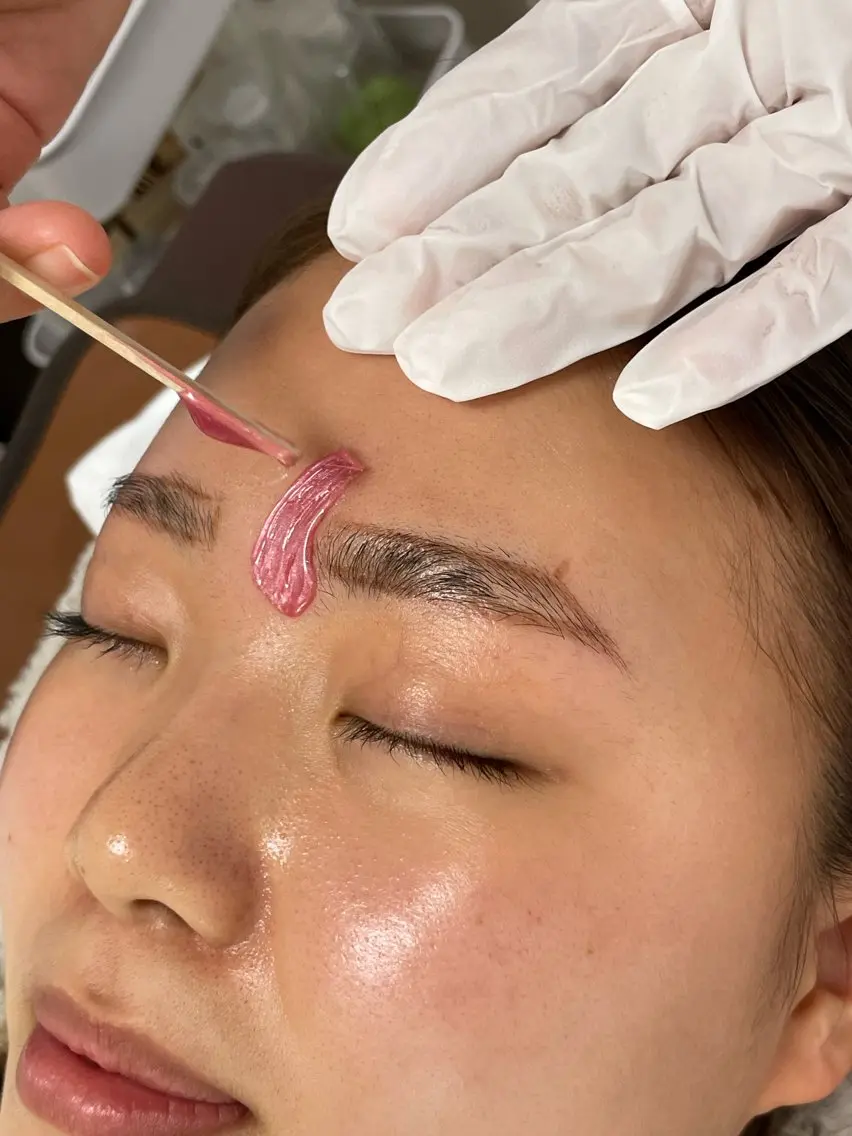 眉ワックスの写真