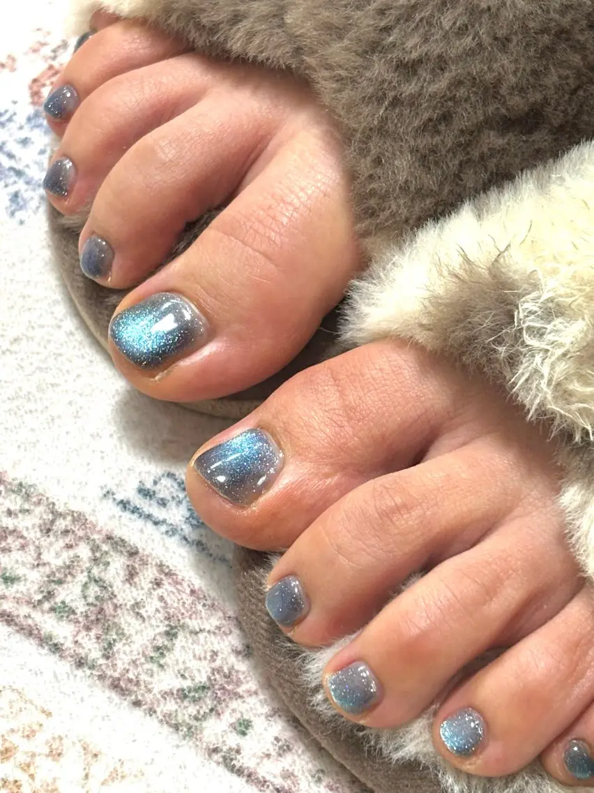 ネイル フットネイル マグネットネイル ワンカラーネイル Nails by MILKのネイルデザイン