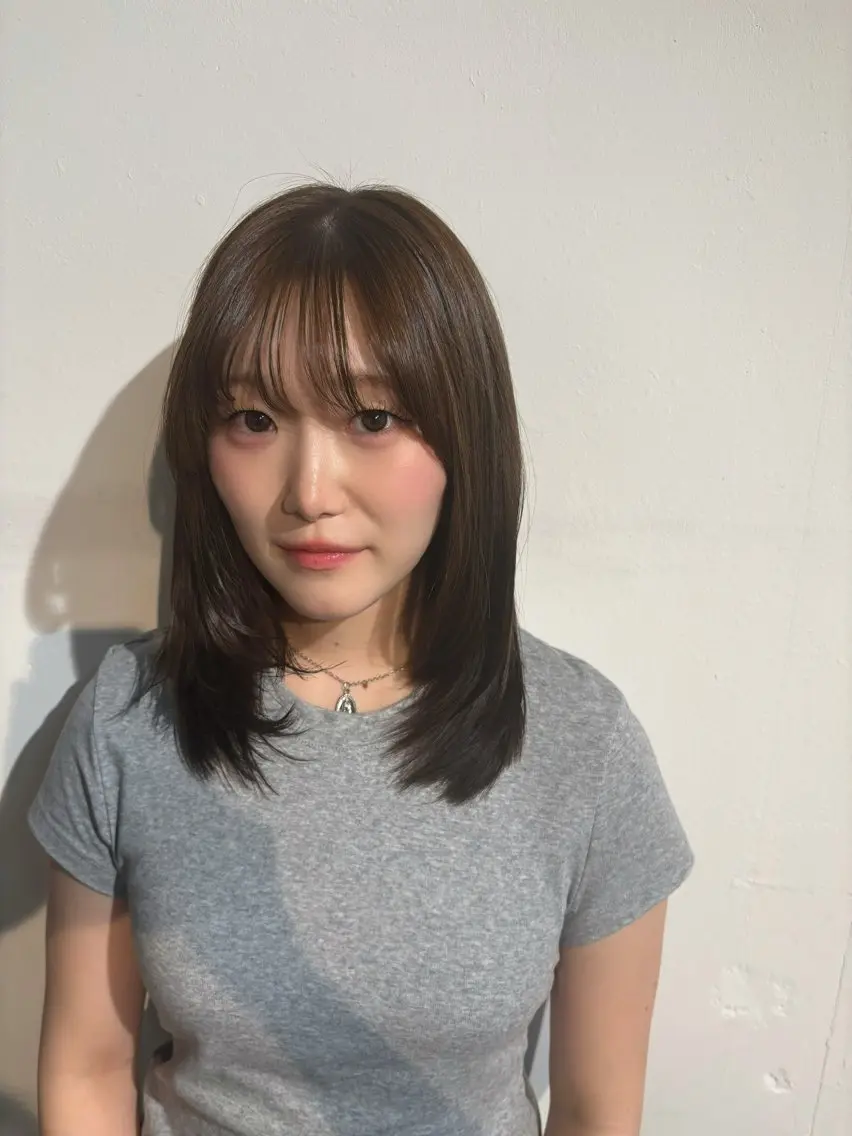 セミロング 顔まわりレイヤー 伸ばしかけ レイヤーカット カット ヘアカラー のどか 縮毛矯正/ショートのヘアスタイル