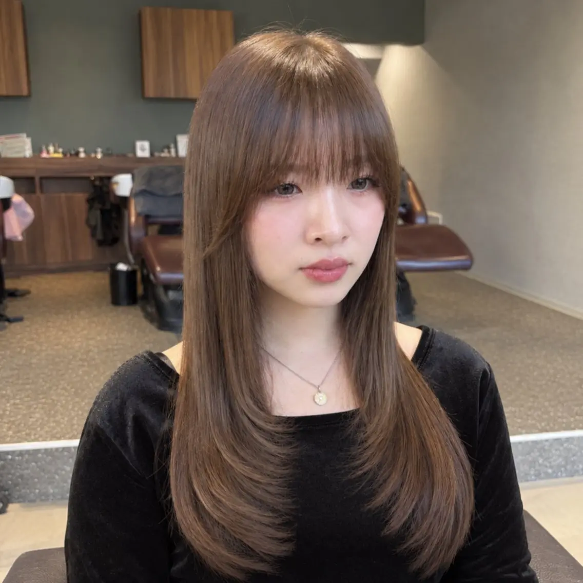 ロング ロングレイヤー レイヤーカット ロング カット ヘアカラー トリートメント 顔周りレイヤー/ グレージュ/長瀬叶翔のヘアスタイル