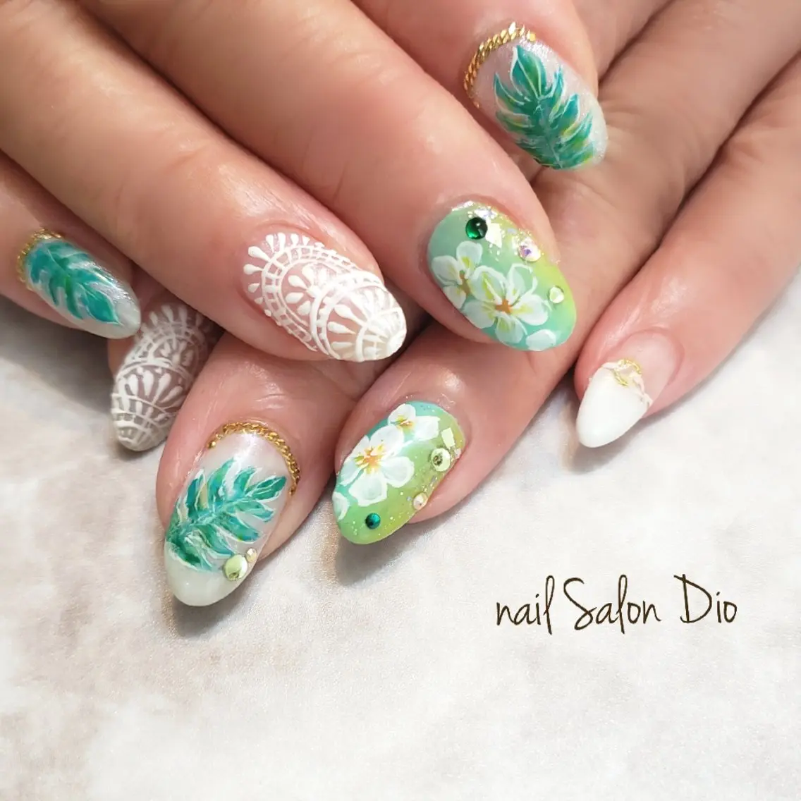 ネイル 持ち込み ハンドネイル Nail salon Dioのネイルデザイン