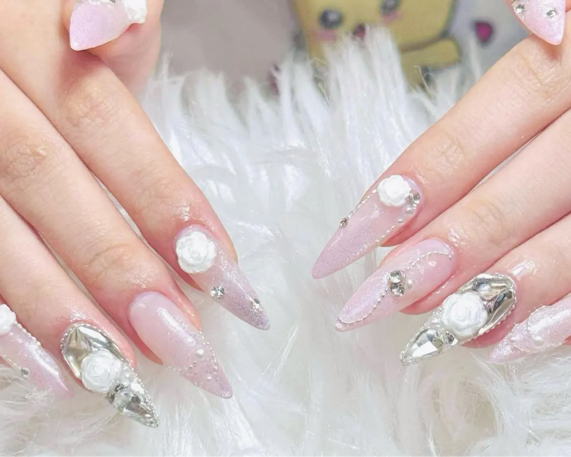 ネイル チークネイル 長さ出し フラッシュネイル フレンチネイル グラデーション ハンドネイル AN NAIL SALONのネイルデザイン