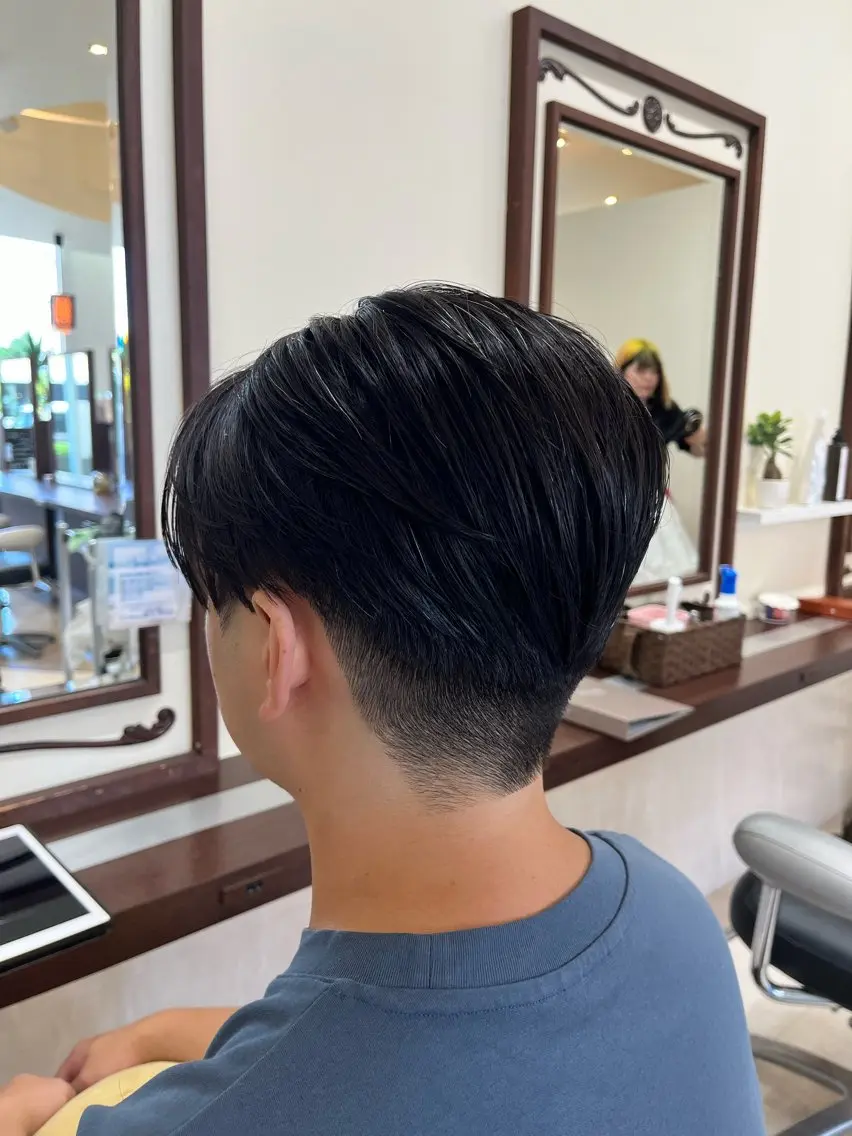 ショート パーマ メンズ センターパート メンズパーマ ニュアンスパーマ 🧊メンズ特化🧊 高木航希のヘアスタイル