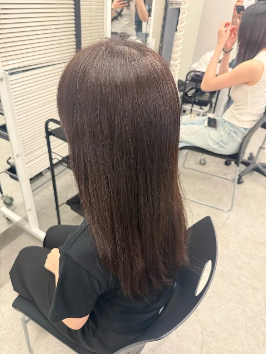 カラー chino /艶カラー🤍のヘアスタイル