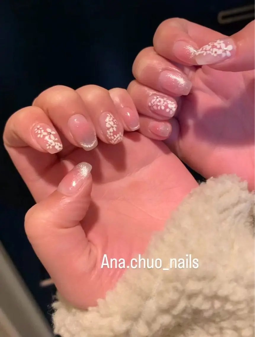 ネイル チークネイル フレンチネイル マグネットネイル マグネットフレンチ ハンドネイル JISOO ANA.CHUOのネイルデザイン