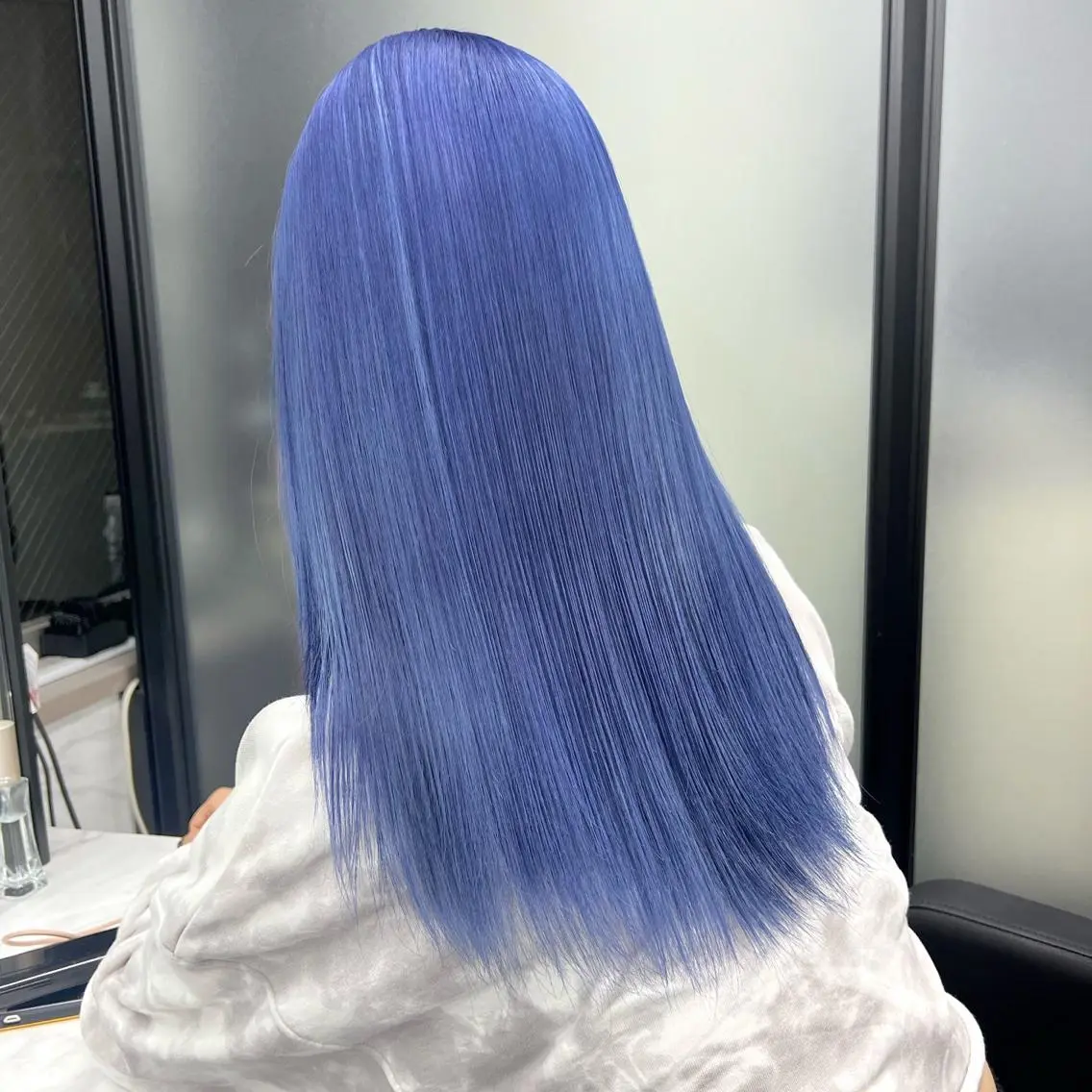 セミロング カラー シールエクステ ハイトーンカラー エクステ ヘアカラー トリートメント シールエクステ特化 ハイトーン、NANAのヘアスタイル
