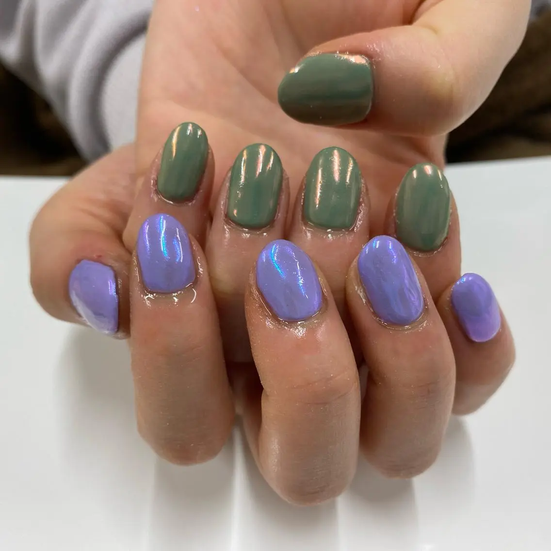 ネイル グリーン ミラーネイル パープル LiTA. marinaのネイルデザイン