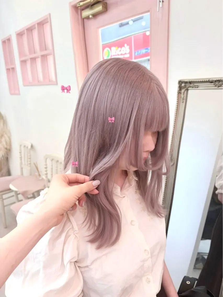 ミディアム カット ヘアカラー トリートメント 韓国ヘア🎀マイカ｜ 新大久保のヘアスタイル