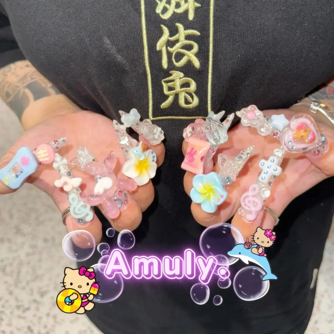 ネイル Amuly. Narumiのネイルデザイン