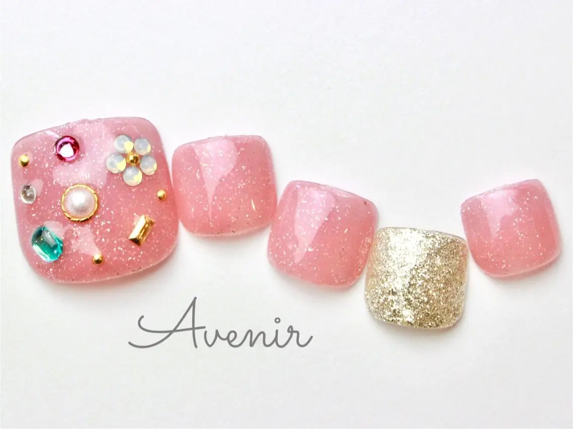 ネイル フットネイル Avenir 表参道 nail&eye予約のネイルデザイン