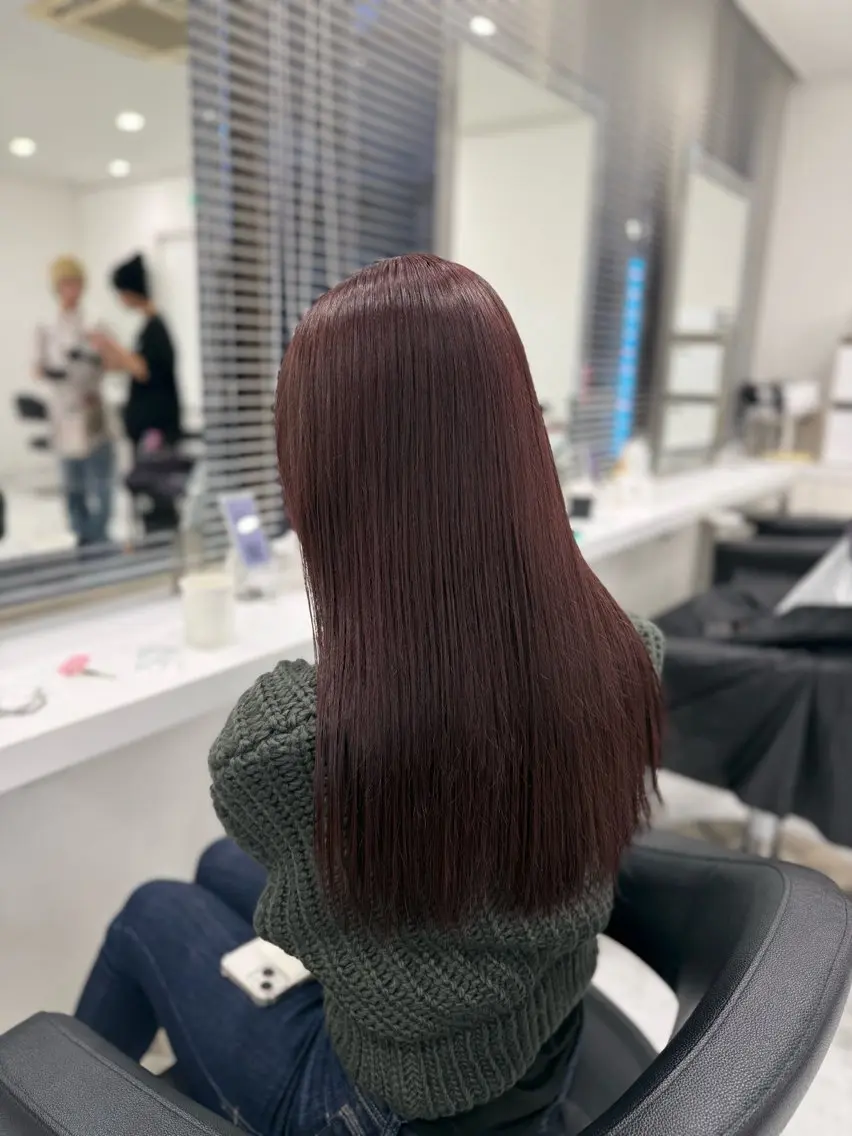 ロング カラー ラベンダー💜 グレージュ🩶のヘアスタイル