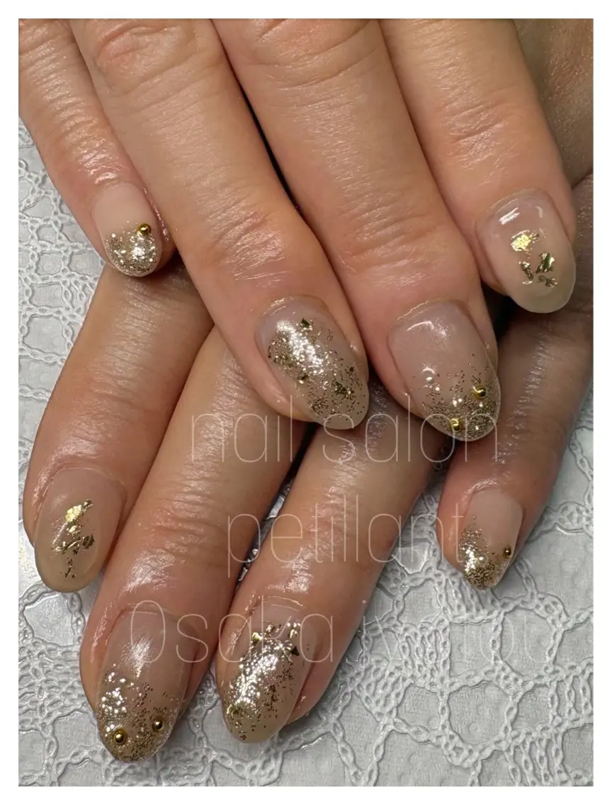 ネイル アートネイル キラキラネイル 冬ネイル クリスマス nail salon petillantのネイルデザイン
