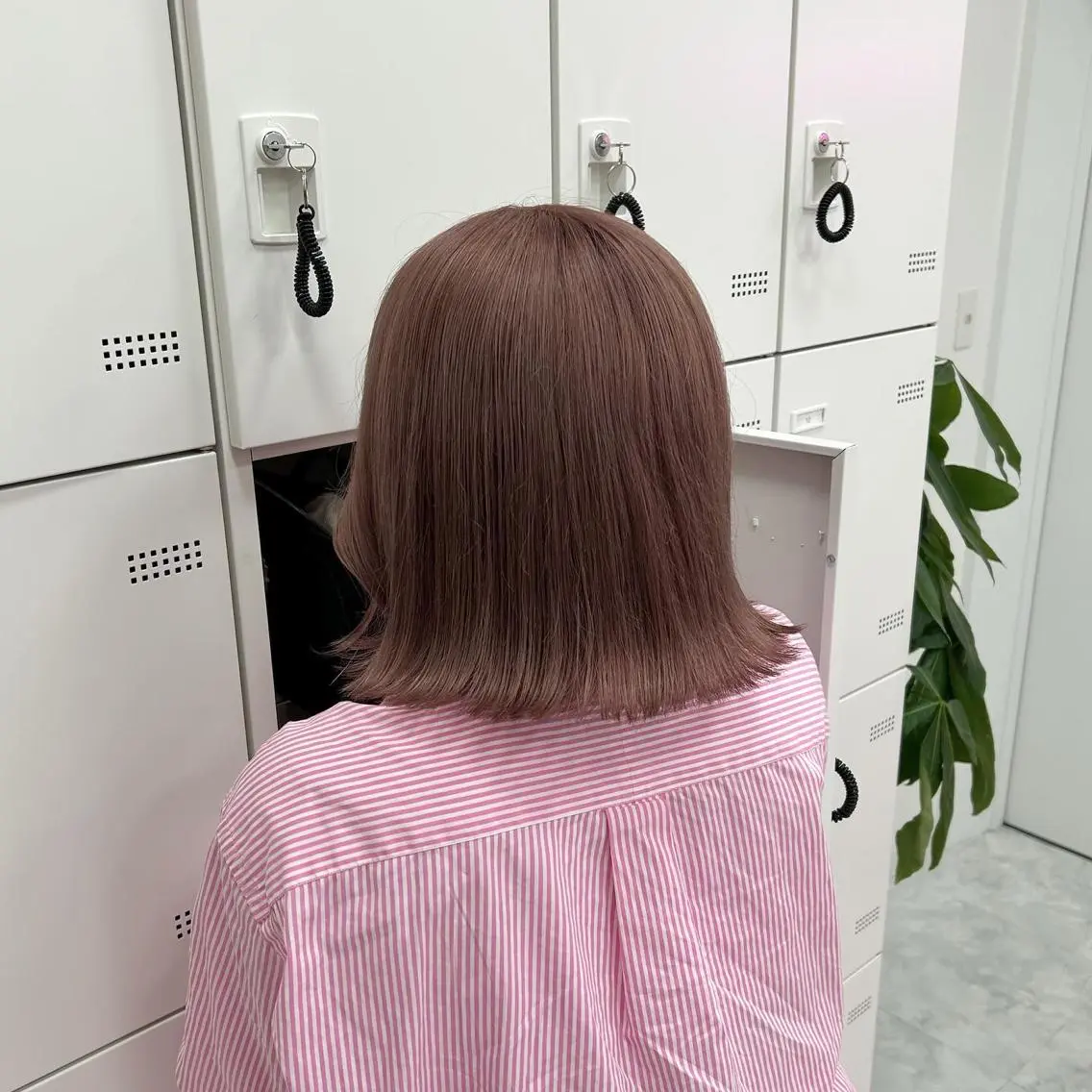 セミロング カラー ヘアアレンジ ヘアカラー トリートメント mai🍑暖色カラー /レイヤー💖のヘアスタイル