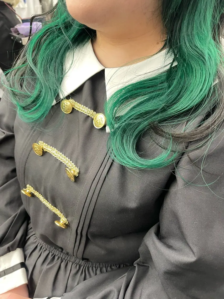 ロング カラー カット ヘアカラー インナーカラー 推し ブリーチ 髪質改善のヘアスタイル