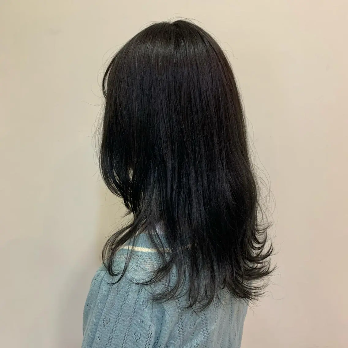 セミロング カラー 透明感カラー カット ヘアカラー 金村 綾芽のヘアスタイル