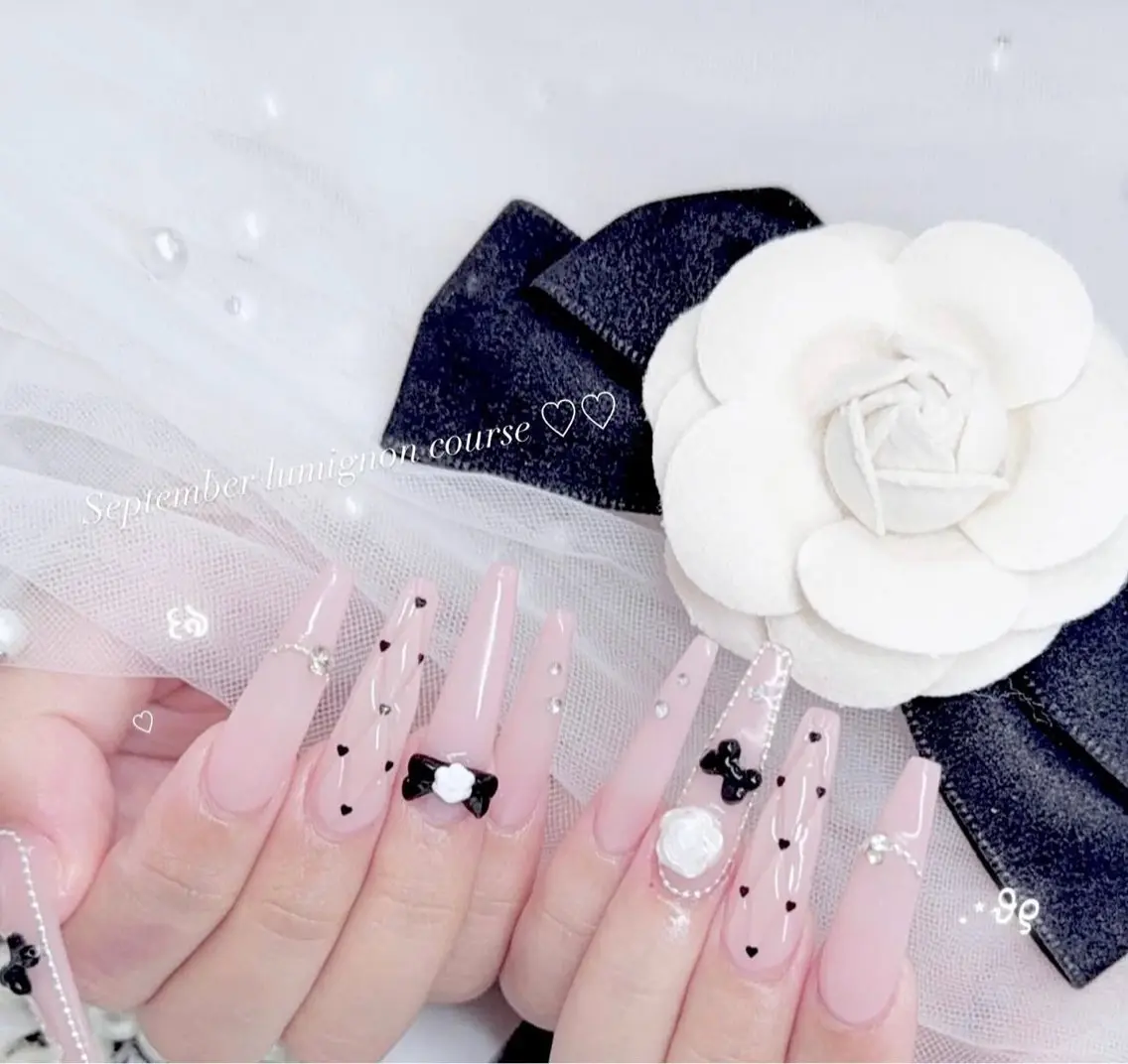 ネイル フレンチネイル ガラスフレンチ キラキラネイル 韓国ネイル ロングネイル star nail salonのネイルデザイン