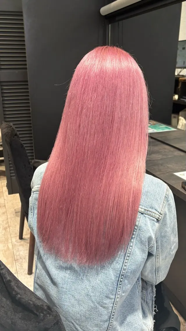 【ご新規様限定🎀】ブリーチリタッチ＋オンカラー＋トリートメント🫧の写真