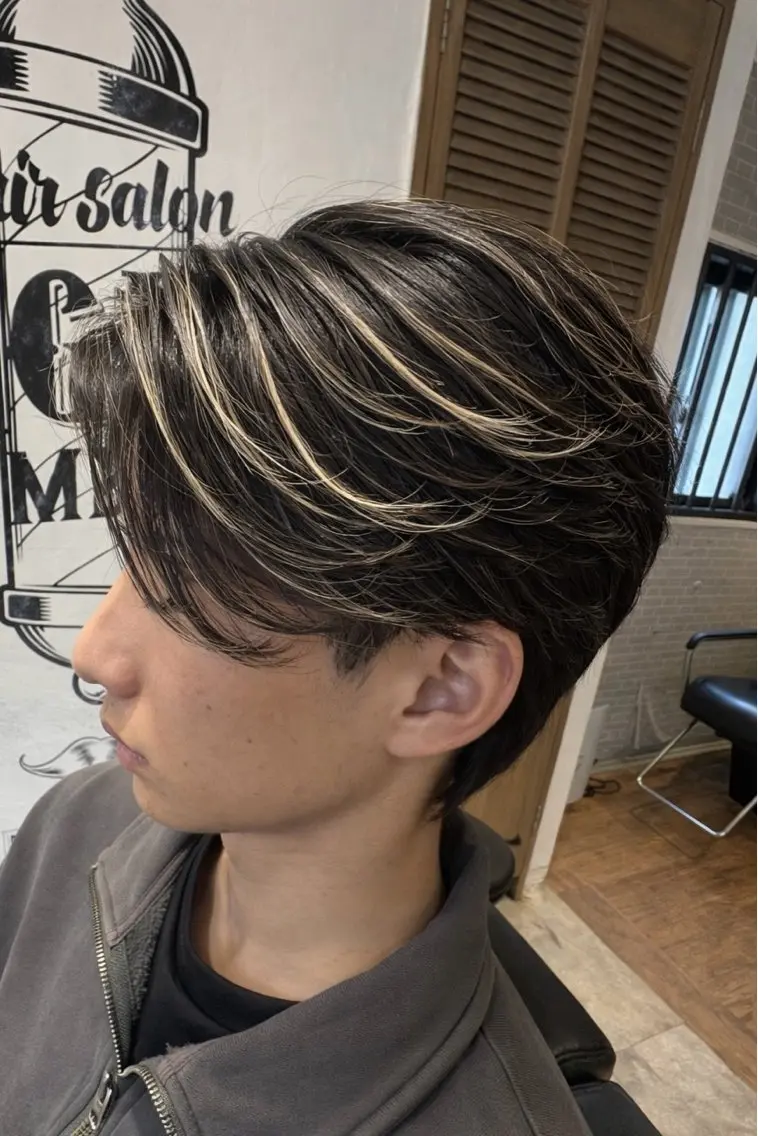 ショート ハイライト 韓国風ヘア 池袋西口徒歩10秒 EBINAメンズ特化のヘアスタイル