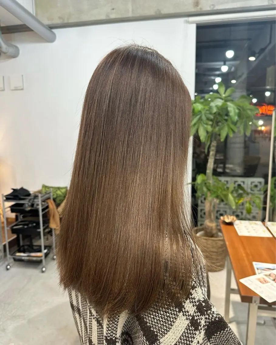 ロング カラー ハイライトカラー ハイライト カット ヘアカラー トリートメント カイリ /レイヤーカットのヘアスタイル