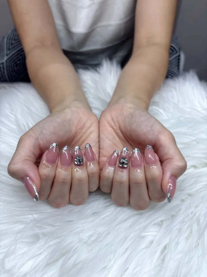 ネイル ストーンネイル ハンドネイル Rei / U.NI nailのネイルデザイン
