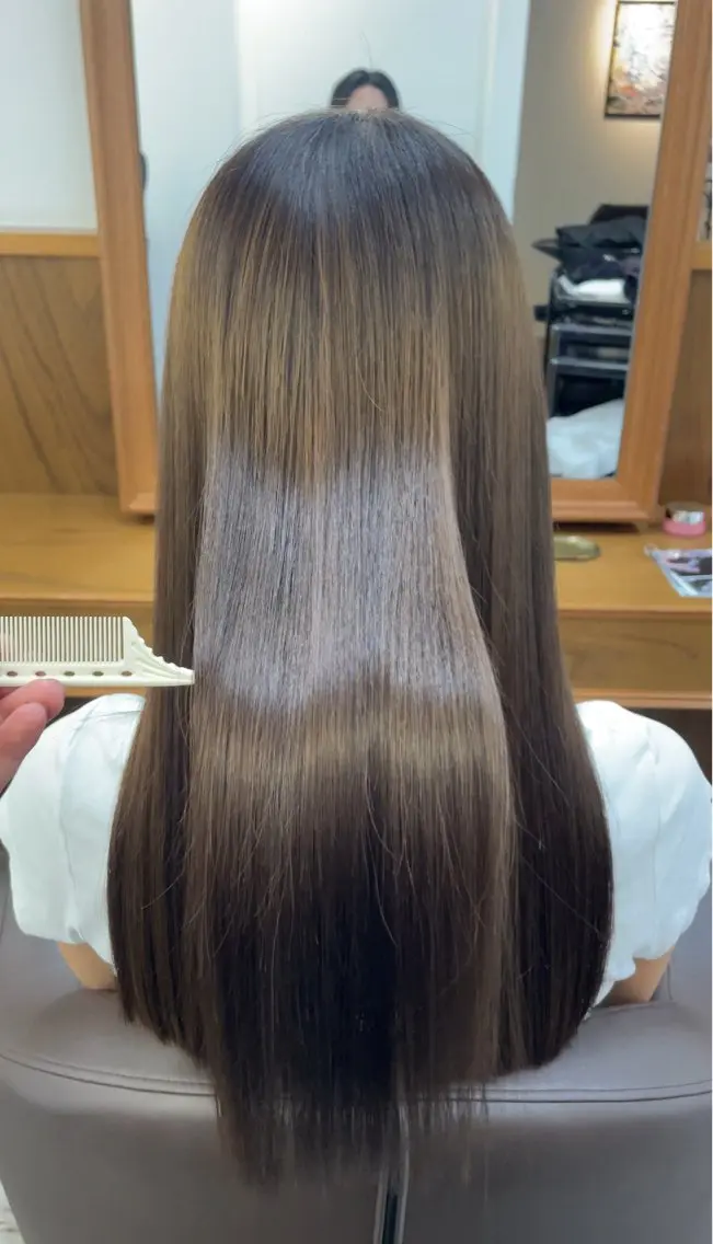 ロング カット ヘアカラー れい|髪質改善| カラー|高槻|大阪のヘアスタイル