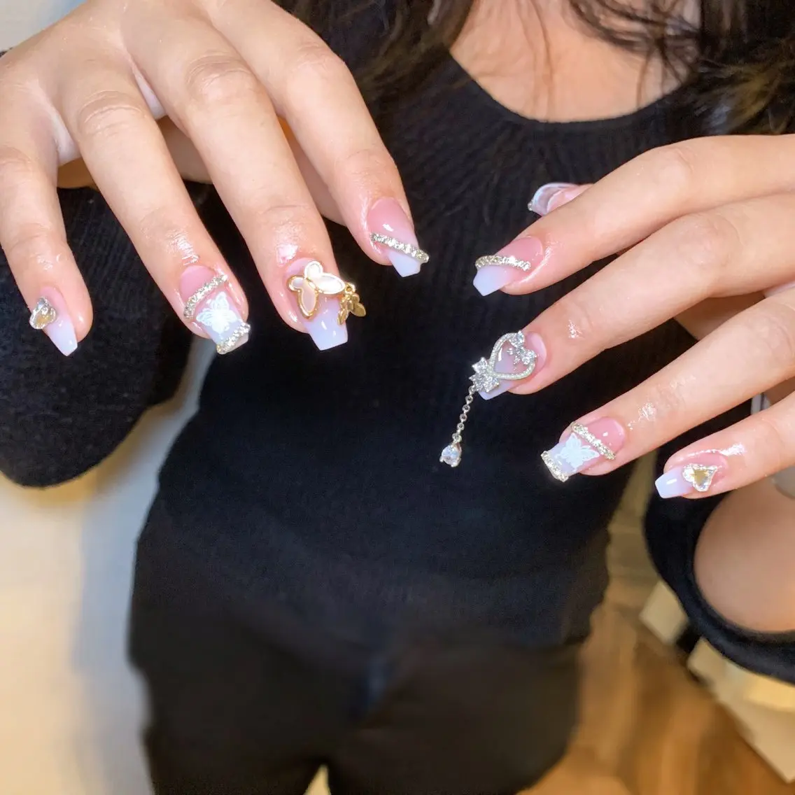 ネイル Unicorn Nail 矢場町店のネイルデザイン