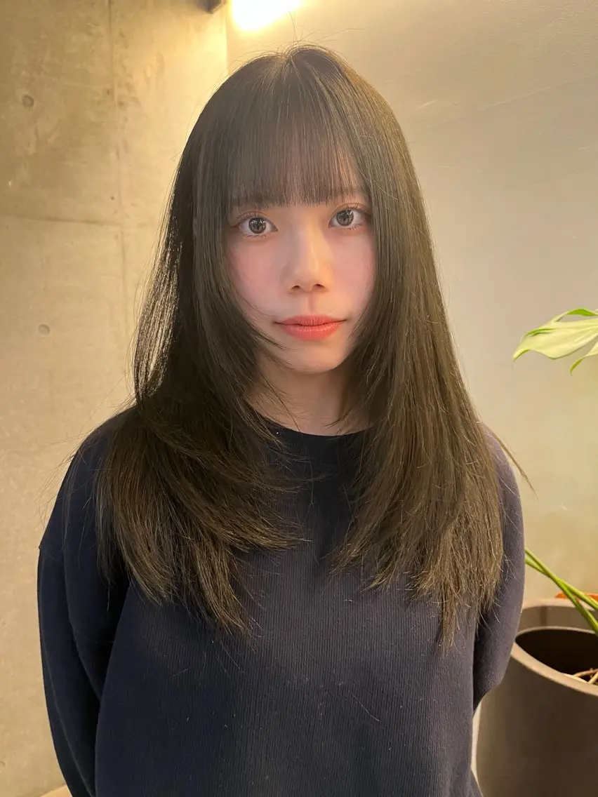 ミディアム アッシュ 顔まわりレイヤー ハッシュカット 韓国風ヘア レイヤーカット カット ヘアカラー レイヤーカット\ウル フ chinatsuのヘアスタイル