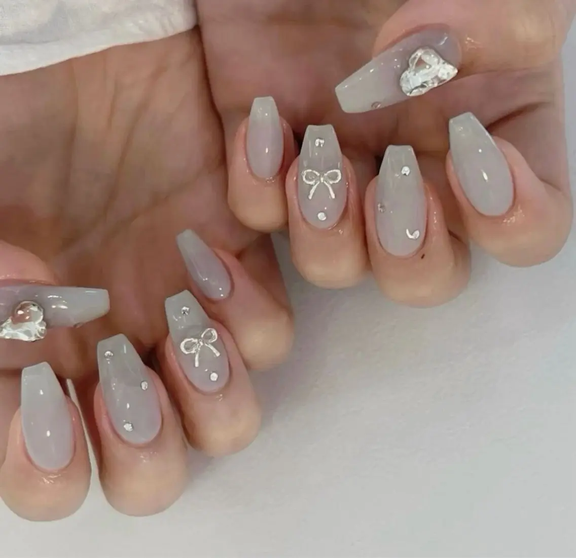 ネイル 韓国ネイル マグネットネイル 持ち込み ハンドネイル Mimi Nail_Royalのネイルデザイン