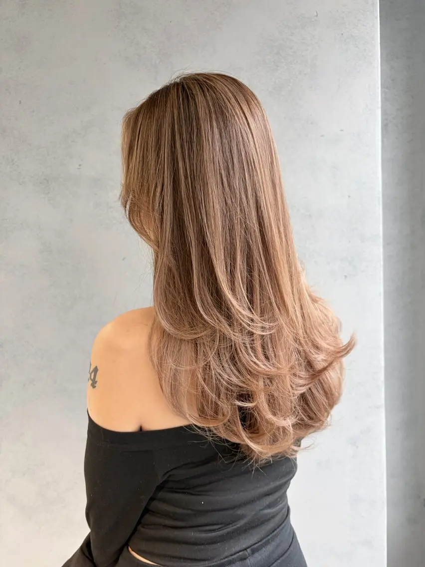 ロング レイヤーカット トリートメント Kotomi 🇺🇸💋のヘアスタイル