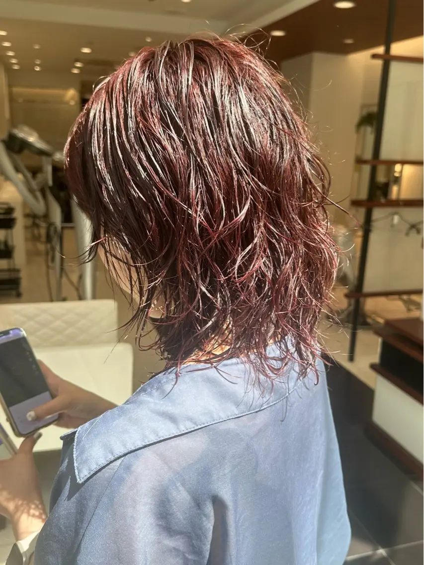 ミディアム カラー イルミナカラー レッドカラー カット ヘアカラー トリートメント 【潤いツヤヘア🫧】 岸野 妙波のヘアスタイル
