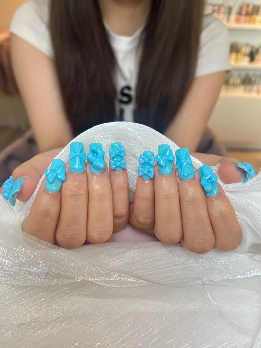 ネイル T.Lee Hahaのネイルデザイン