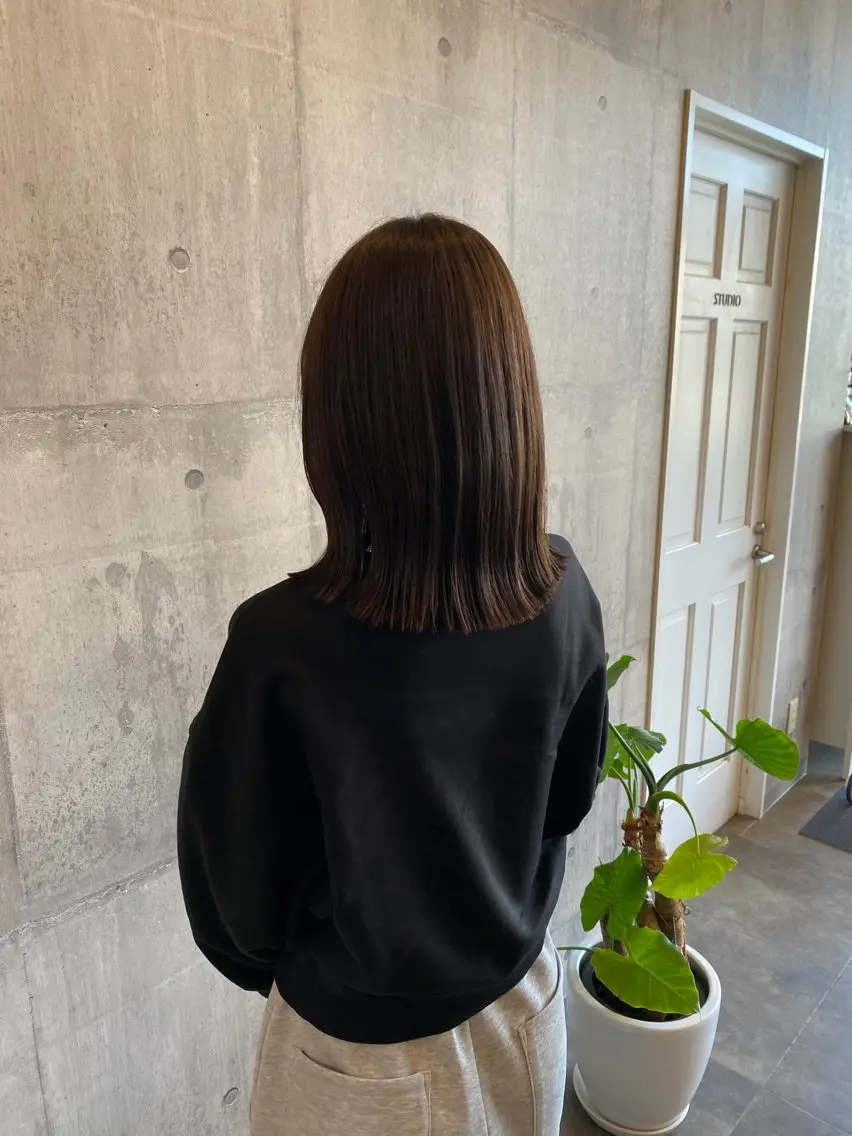ミディアム カット ヘアカラー 樋口 優奈のヘアスタイル