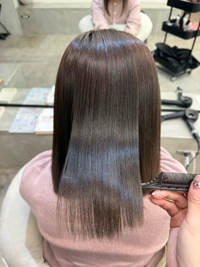 カラー ベージュカラー オリーブベージュ ヘアカラー トリートメント 🎀うる艶モテ髪🎀 透明感/ユナのヘアスタイル