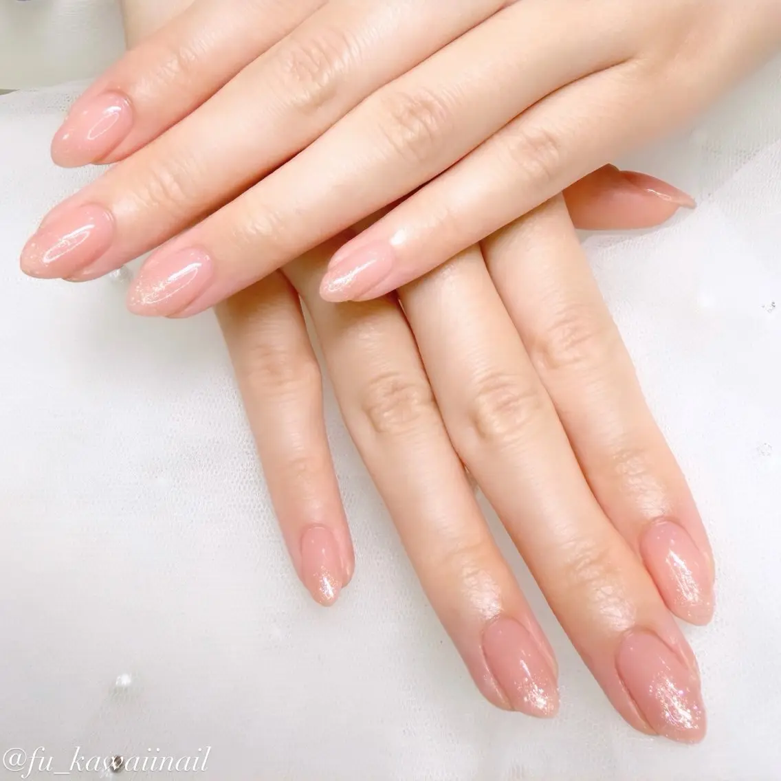 【オフ有り】 👑ラメグラデーション👑ベースカラー込 【ソフトジェルオフ無料/指周りケア/保湿込み】の写真