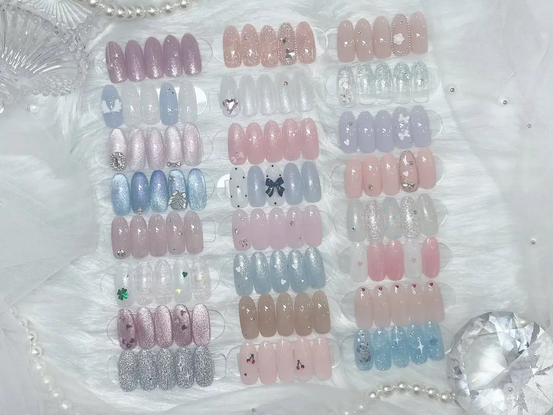 ネイル シンプルネイル ハンドネイル NANAMI ︎︎♡のネイルデザイン