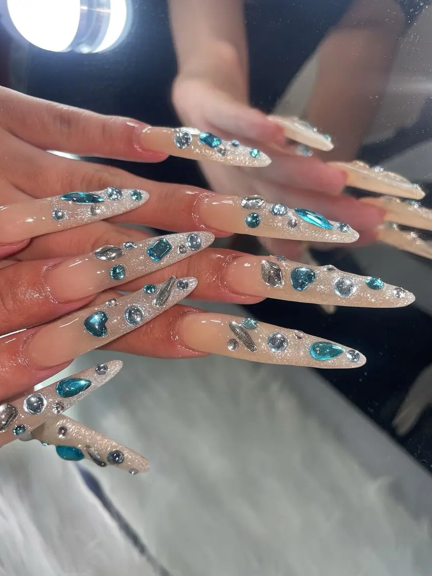 超スーパースペシャルロングネイル🤤❤️🔥つけ放題(オフなし)の写真