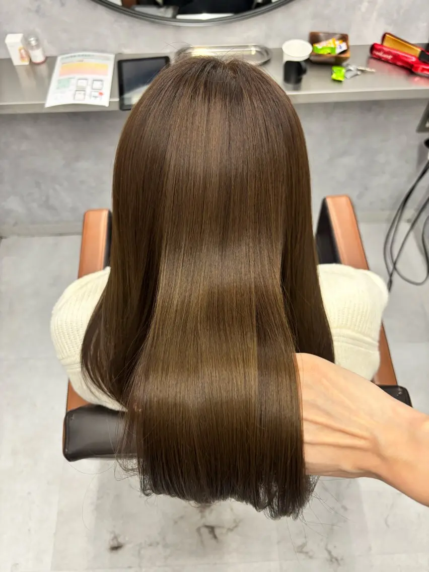 セミロング カラー カット ヘアカラー トリートメント NUMBER_ ユイナのヘアスタイル