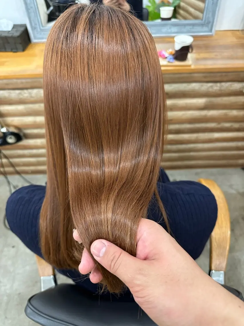 セミロング トリートメント 秋山 浩太のヘアスタイル