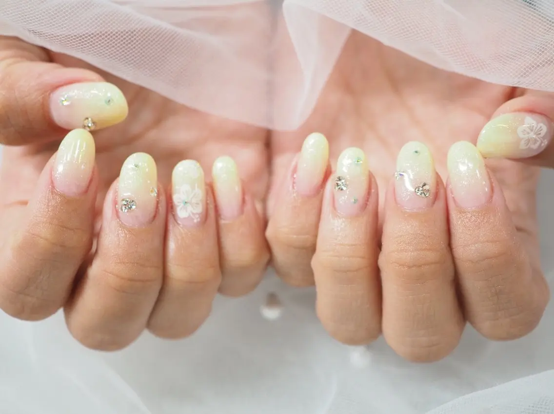 ネイル ハンドネイル glaNje 福光のネイルデザイン